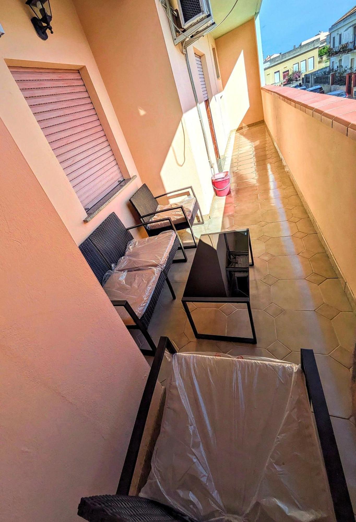 House Riky Apartment อัสเซมินิ ภายนอก รูปภาพ